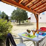Résidence Néméa Les Portes Des Cévennes 3* Sauve