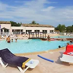 Résidence Néméa Les Portes Des Cévennes 3*