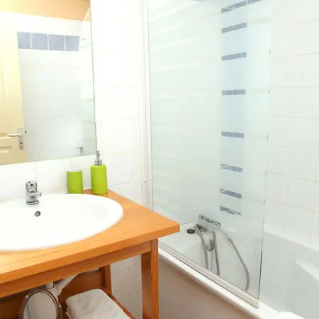 Goelia Les Portes Des Cevennes 3*
