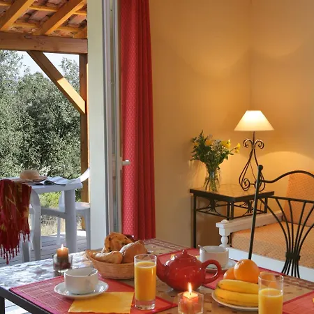 Résidence Néméa Les Portes Des Cévennes Village de vacances 3*