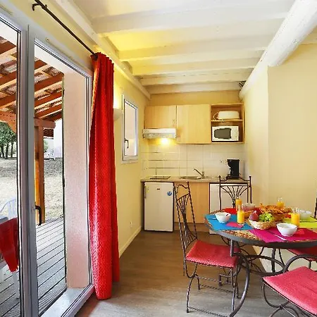 Résidence Néméa Les Portes Des Cévennes Village de vacances 3*