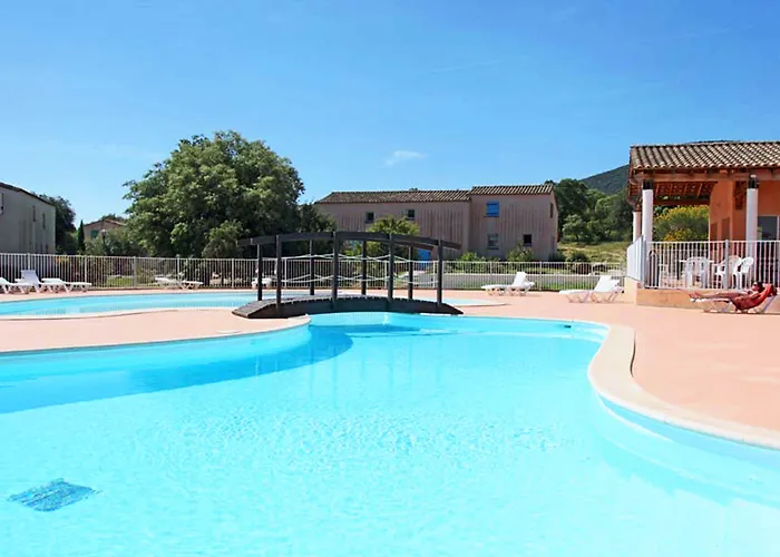 Goelia Les Portes Des Cevennes 3*